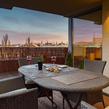 Apartament Z Tarasem 凯尔采 外观 照片