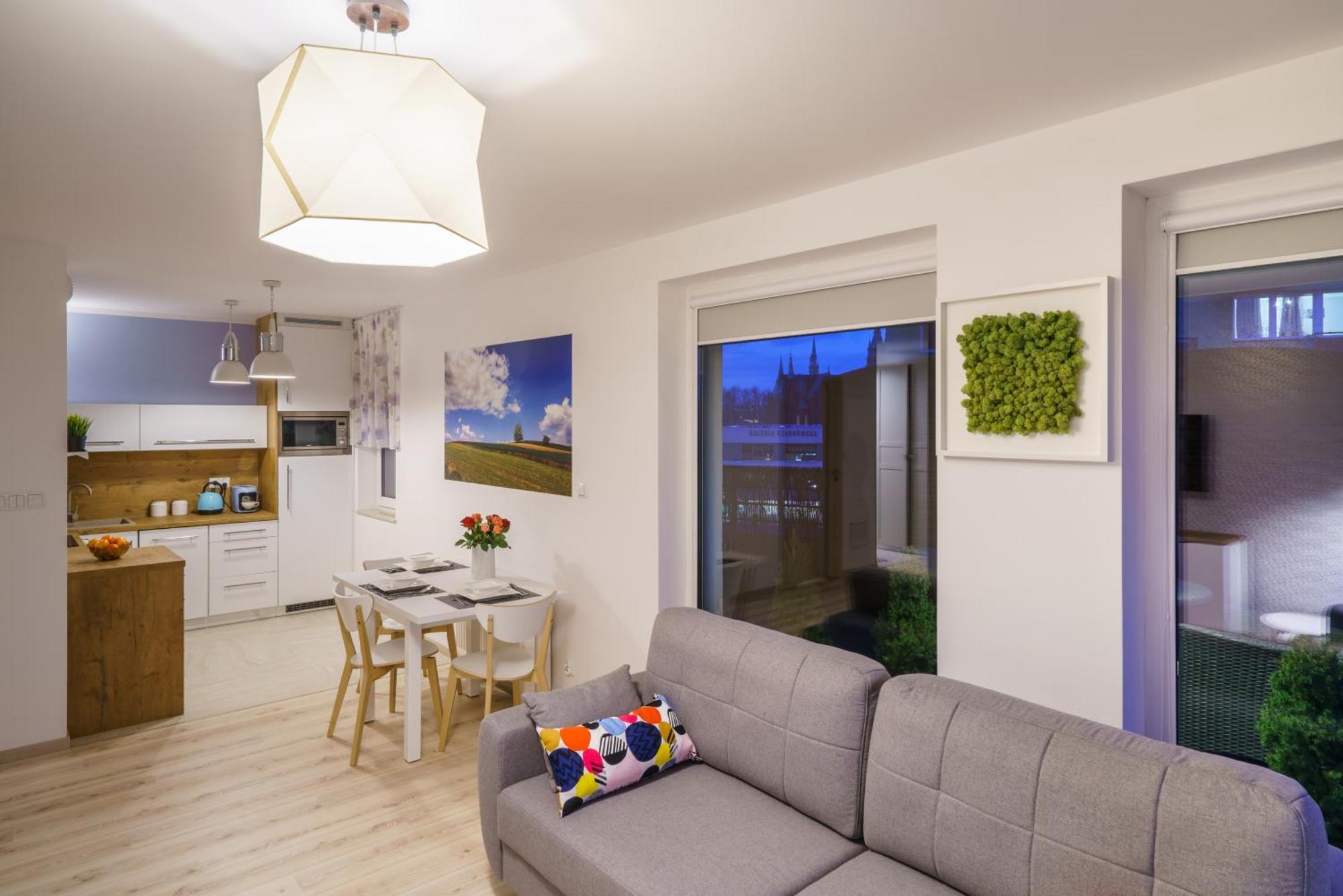 Apartament Z Tarasem 凯尔采 外观 照片